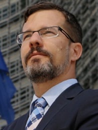 Dr. Tapolczai Gergely